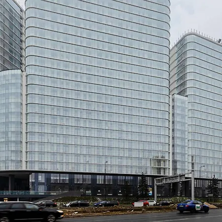 Modern, Air-conditioned In The Centre Of By Renters شقة وارسو