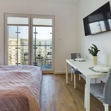 Modern, Air-conditioned In The Centre Of By Renters * ワルシャワ