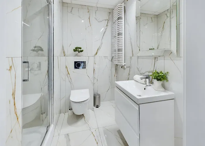 شقة Modern, Air-conditioned In The Centre Of By Renters