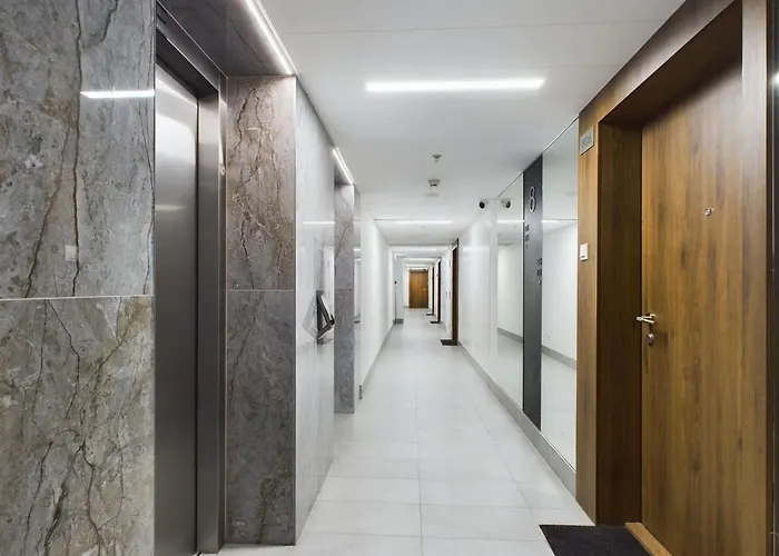 شقة Modern, Air-conditioned In The Centre Of By Renters